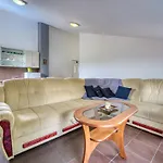 Radmila-3 By Interhome דירה *