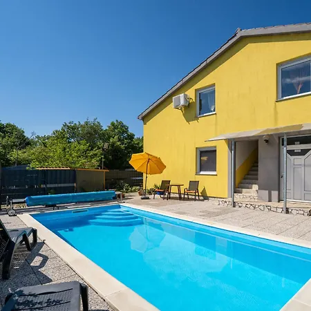 Radmila-3 By Interhome *